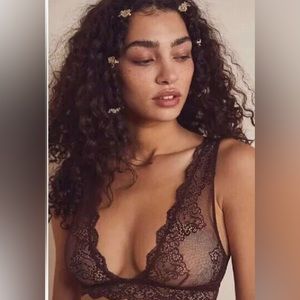 Only Hearts Lace Tank Bralette/NWOT